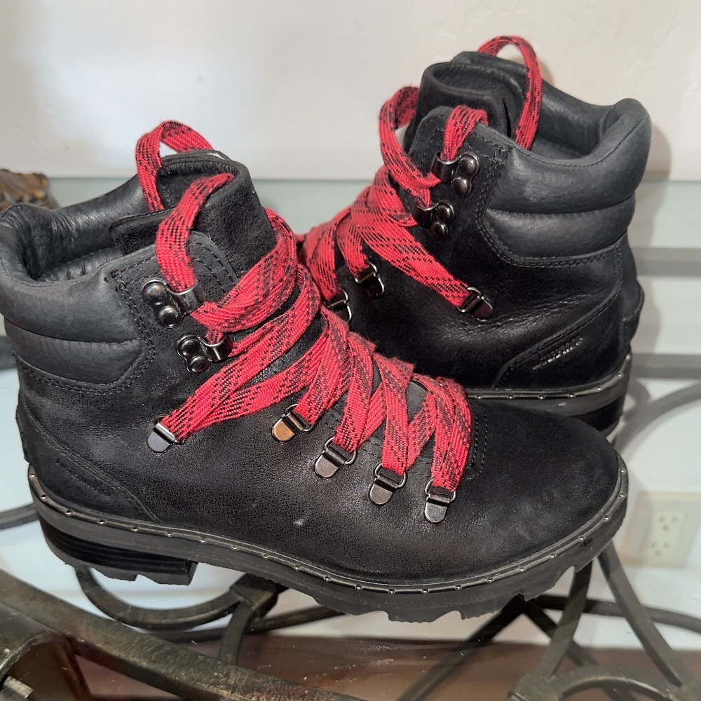 Sorel women’s boots